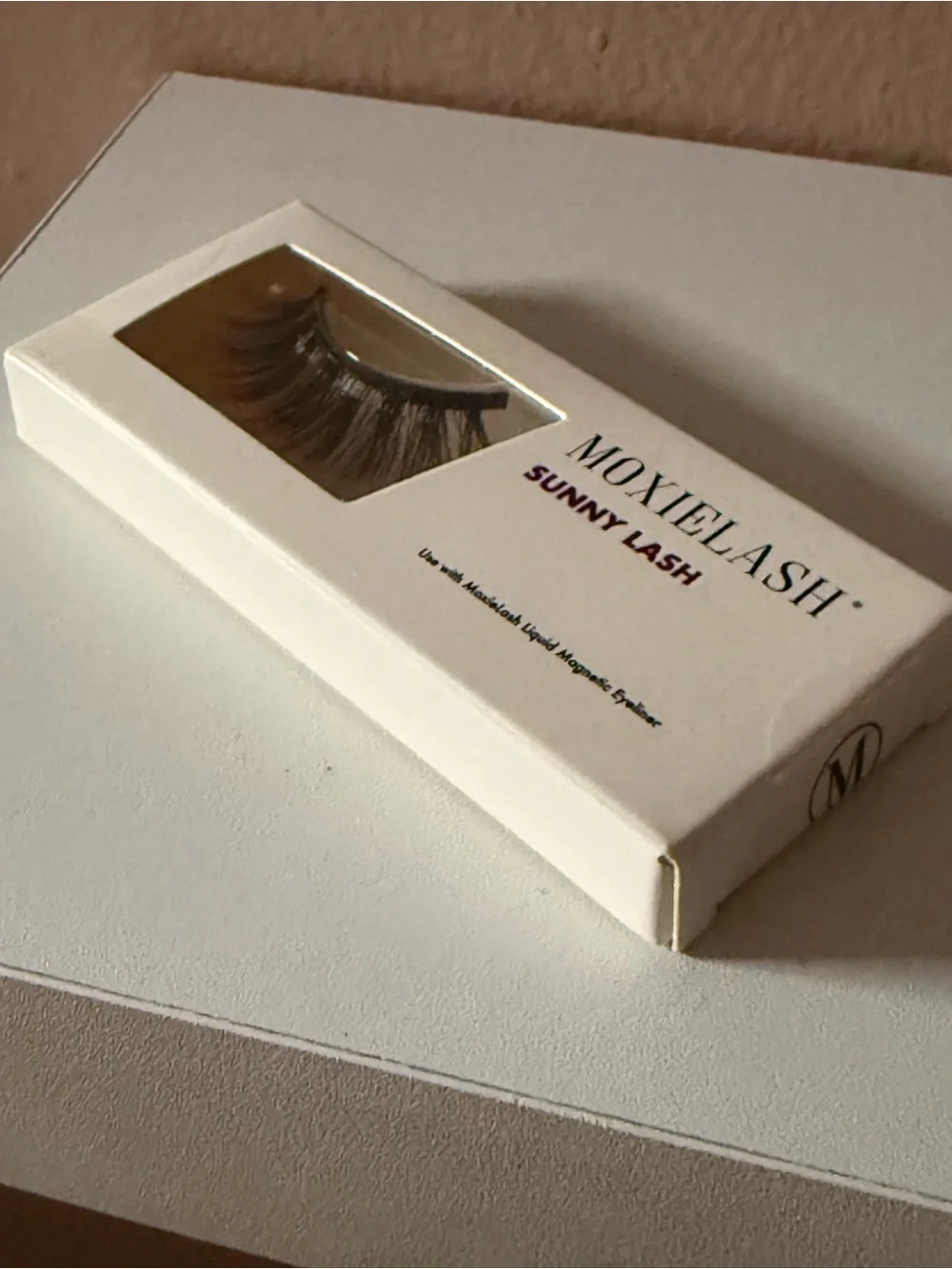 MoxieLash Sunny and Cassy Lash False Lashes - Free Magnet
